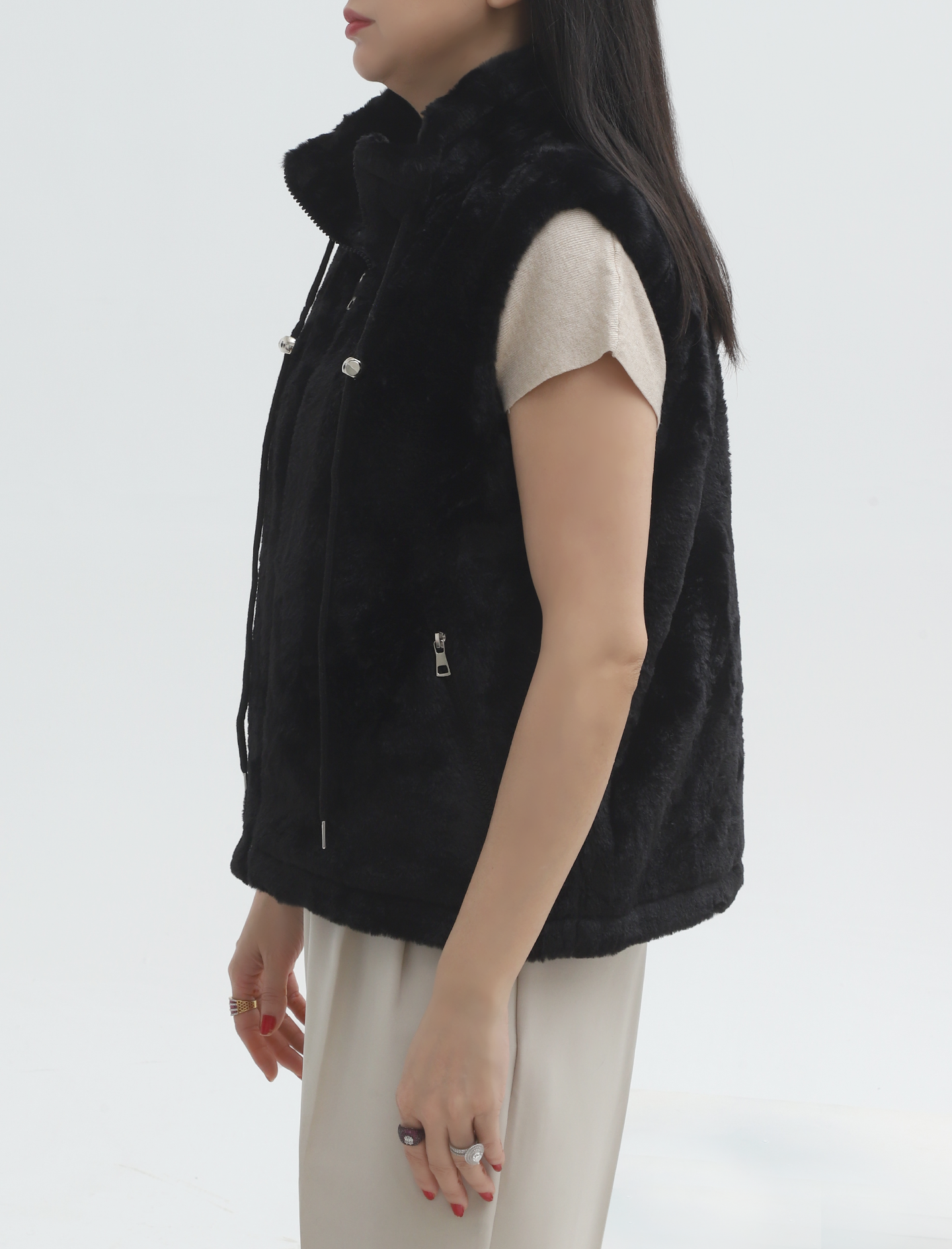 Black Women Sleeve Less Sweater